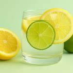 Schlagende königliche Limonade, die Ärzte vertreibt